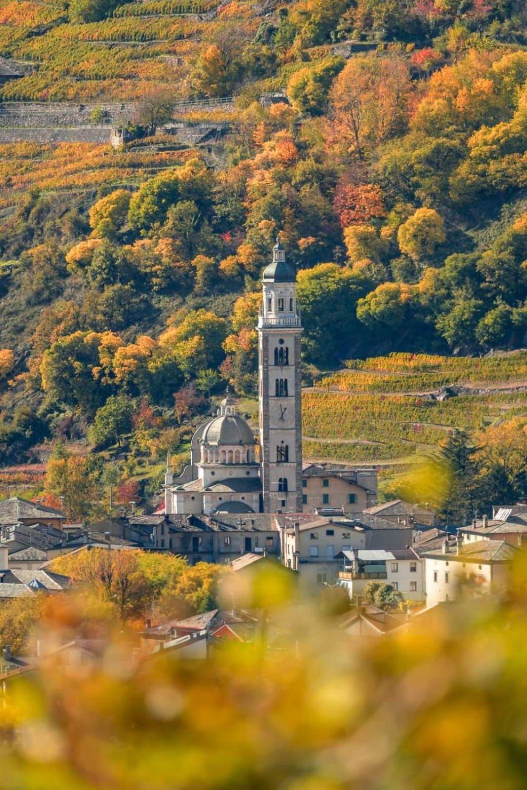 La Perla Del Bernina Express Apartment Tirano Bagian luar foto