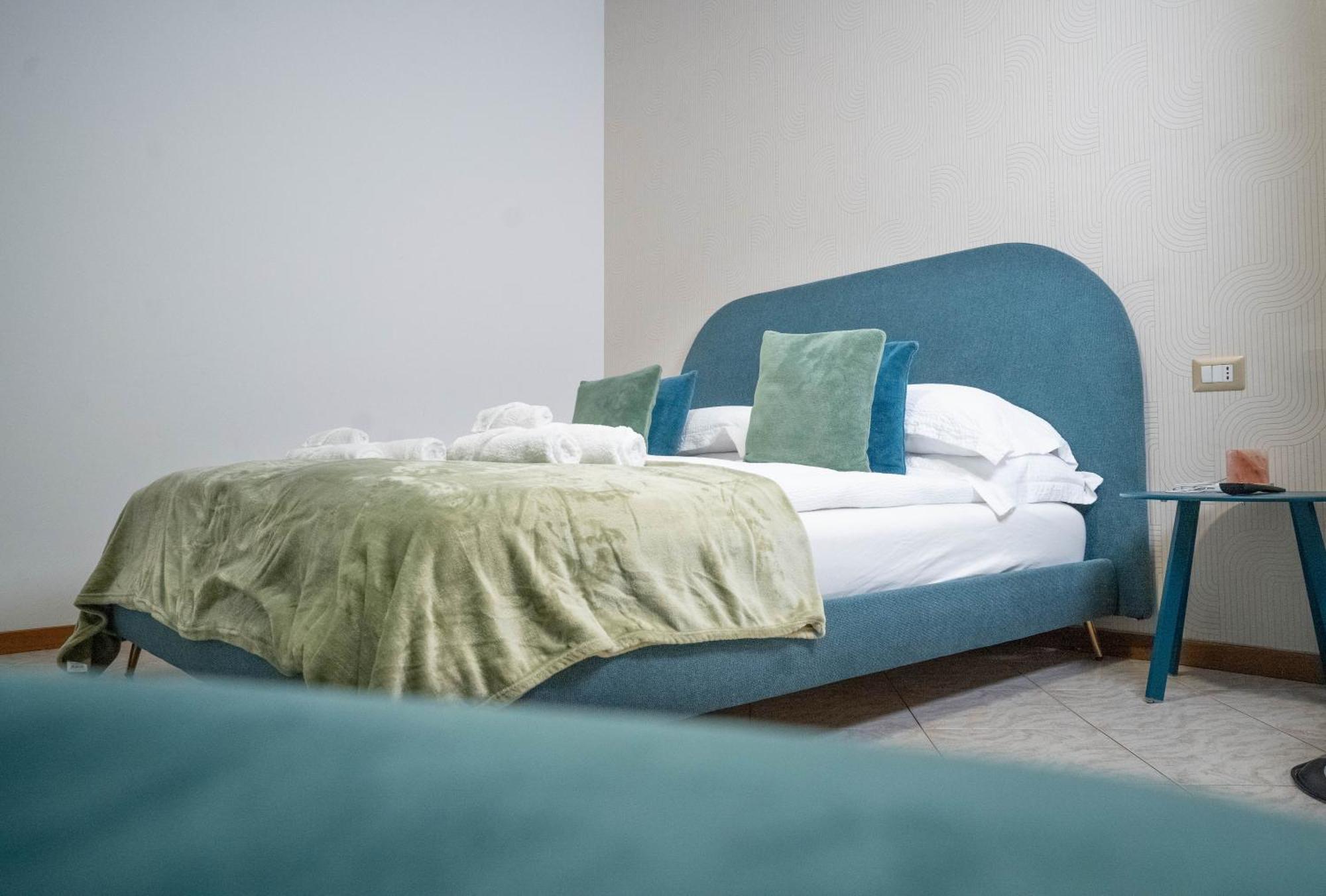 La Perla Del Bernina Express Apartment Tirano Bagian luar foto
